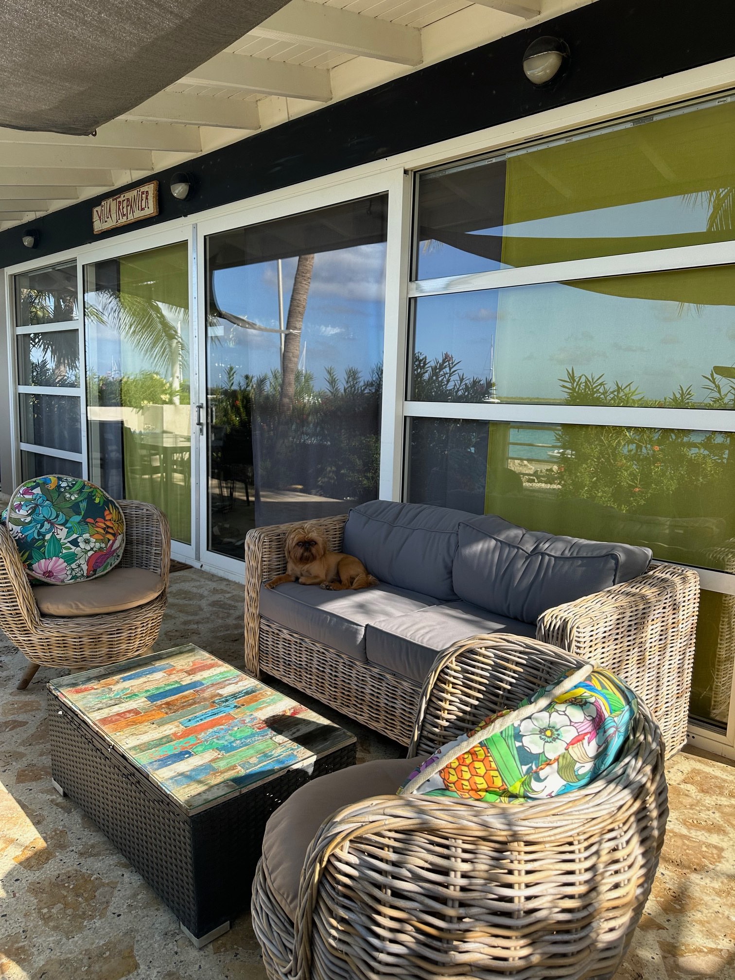 Outdoor patio and terrace area Villa Trepanier